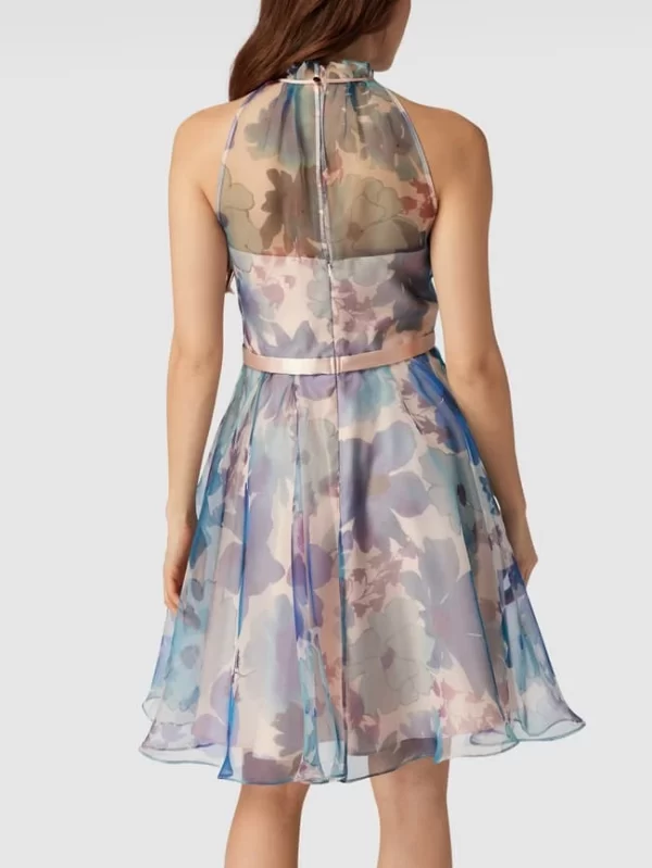 V.M. Cocktailkleid Mit Floralem Muster – Hellblau 6