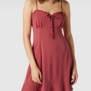 REVIEW Ärmelloses Minikleid Mit Raffungen – Bordeaux Rot 13