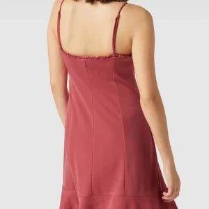 REVIEW Ärmelloses Minikleid Mit Raffungen – Bordeaux Rot 15
