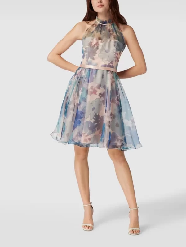 V.M. Cocktailkleid Mit Floralem Muster – Hellblau 1